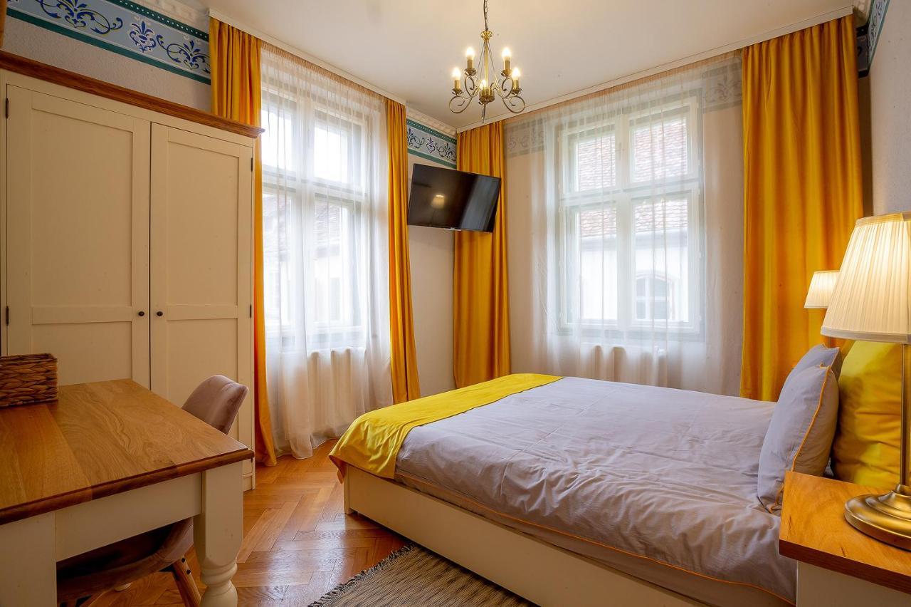 Casa Joseph Haydn Hotel Sighişoara Buitenkant foto
